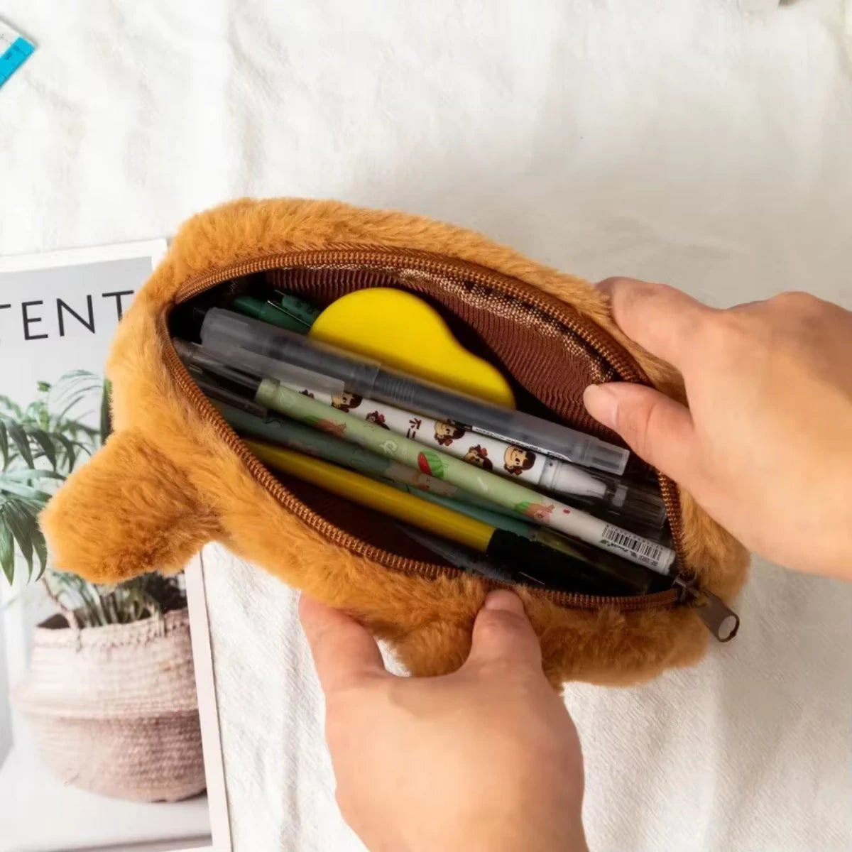 Estuche Capibara Felpa Almacenamiento Lápices Kawaii Regalo