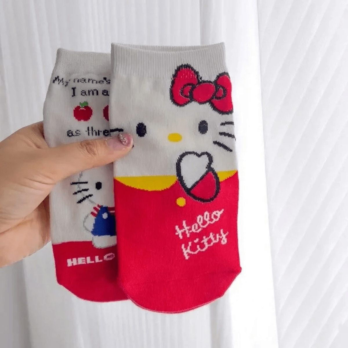 Par Calcetines Hello Kitty Sanrio Kawaii Talla Estandar